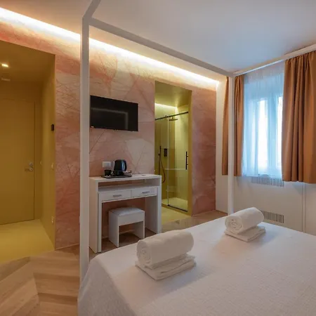 Le Make Panzió Campi Bisenzio